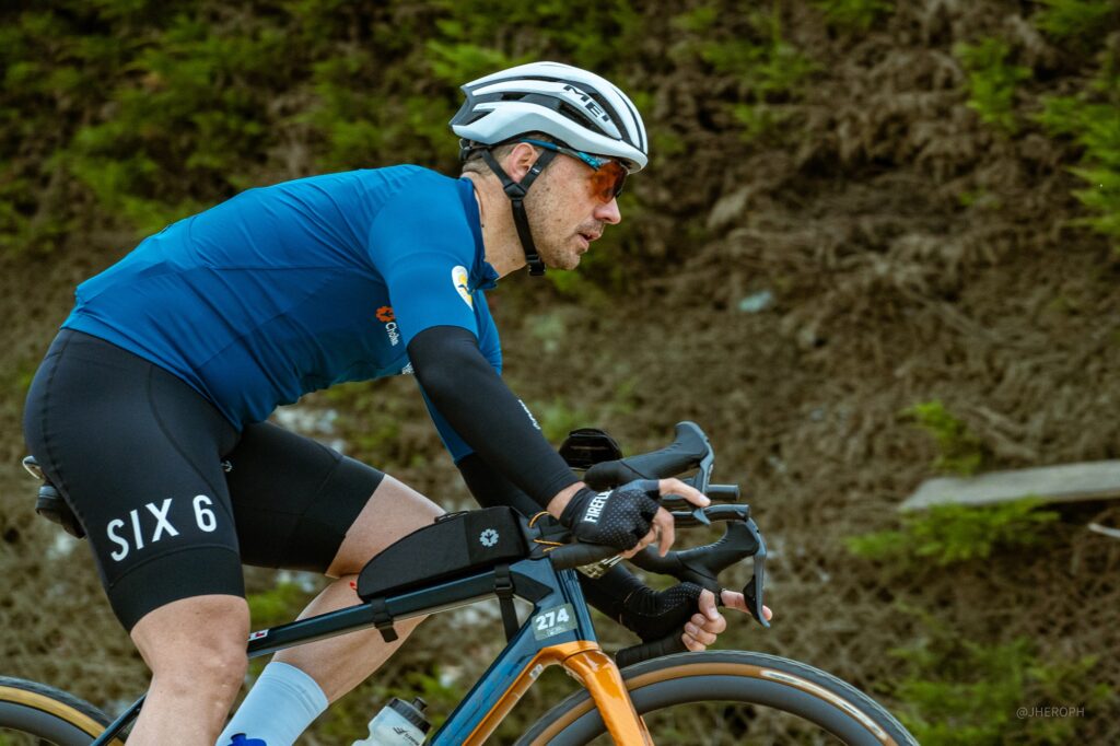 Ivars Grinbergs en la carrera de Gravel Saga