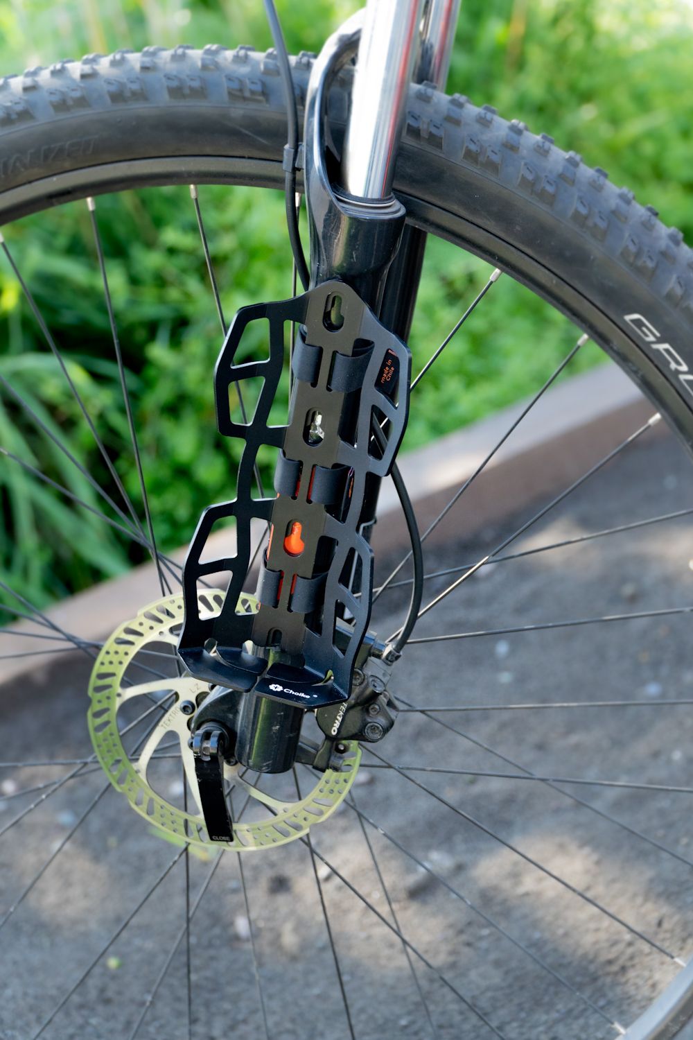 Soporte anclado a la bicicleta con Straps antideslizantes